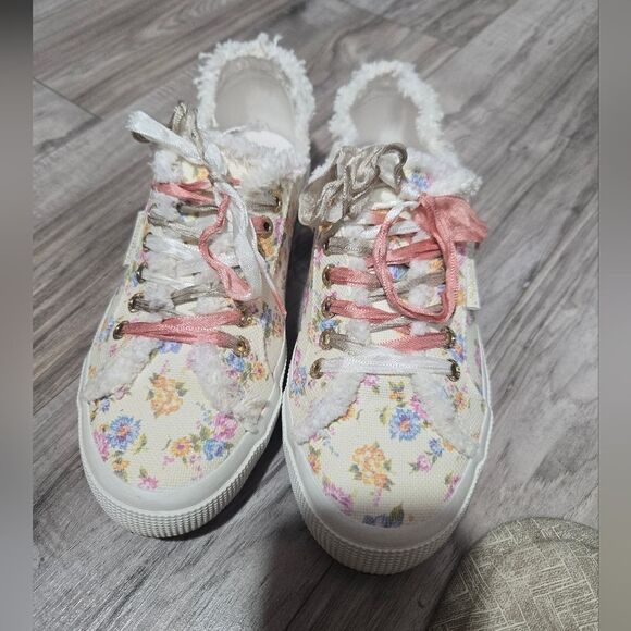Superga x LoveShackFancy 2750 Flower Fringed Sneakers Sz 8 - Picture 10 of 16
